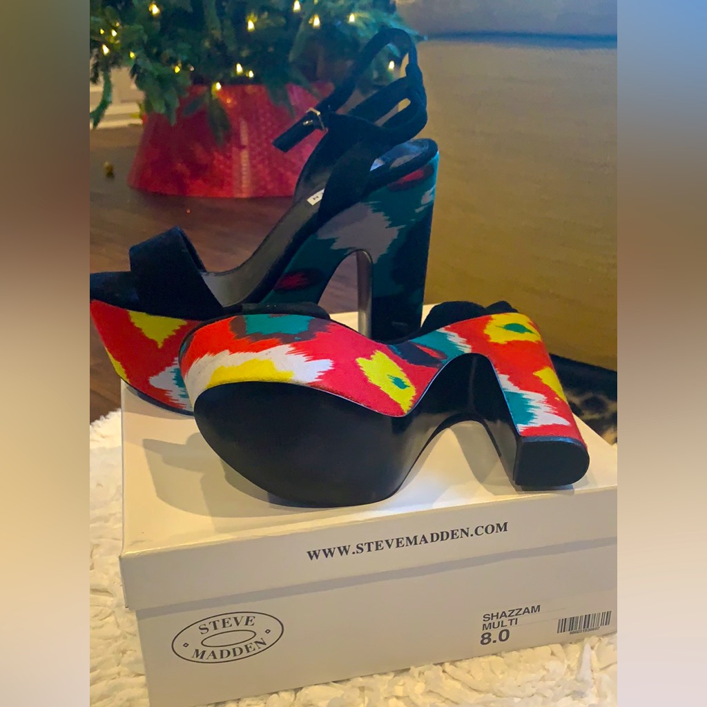 Steve Madden Shazam Brand New